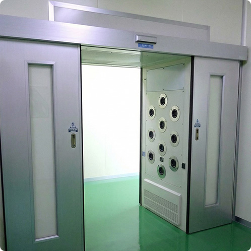 受託コーティング専用のクリーンルーム